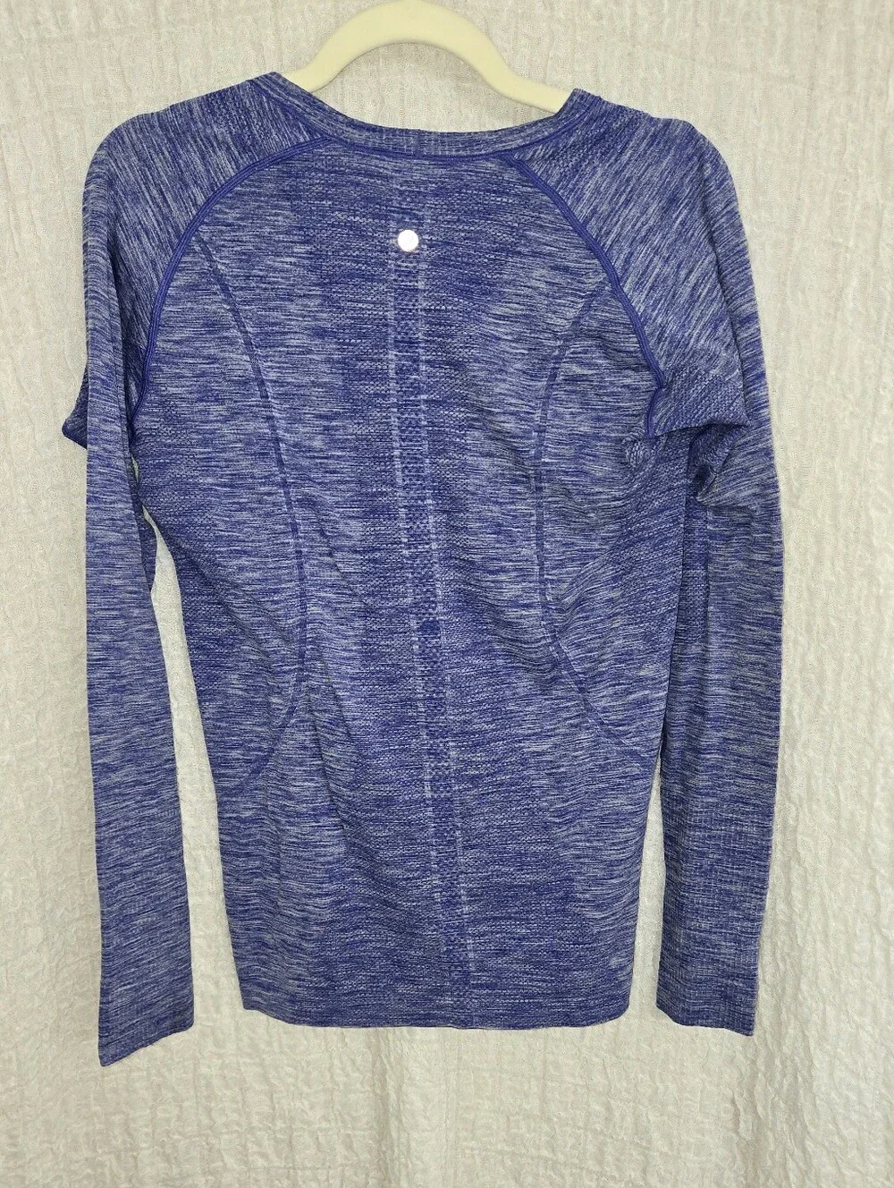 Lululemon Size Large Heathered Purple Long‎ Sleeve Athletic Top